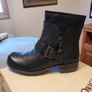 Earth Origins Boots